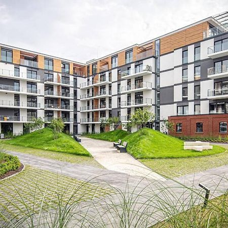 Apartament With Garden Bezplatny Parking !!! Krakow Bagian luar foto