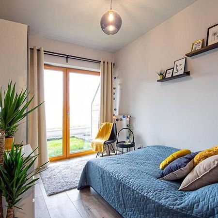 Apartament With Garden Bezplatny Parking !!! Krakow Bagian luar foto