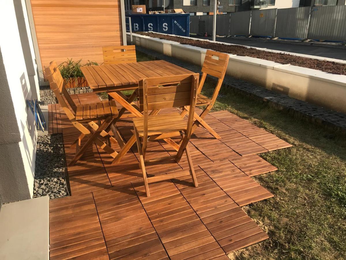 Apartament With Garden Bezplatny Parking !!! Krakow Bagian luar foto
